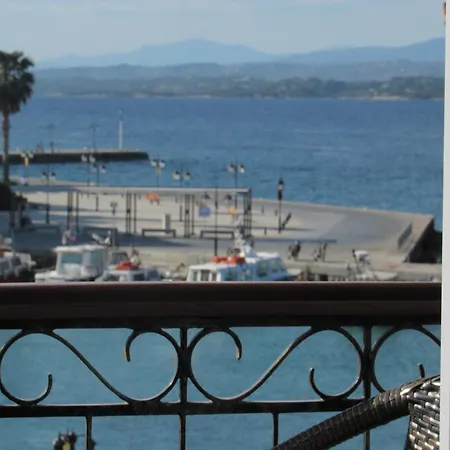 Alexandris * Spetses Town